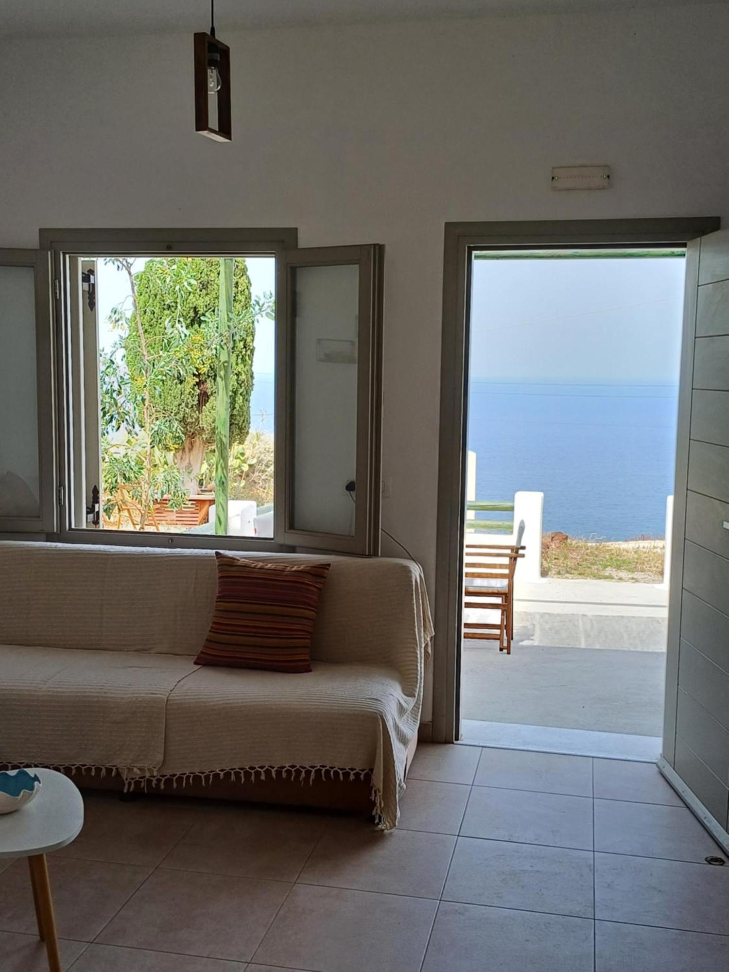 Villa 'Irene' Cycladic House With Sunrise And Sea View! Foinikiá Exterior foto